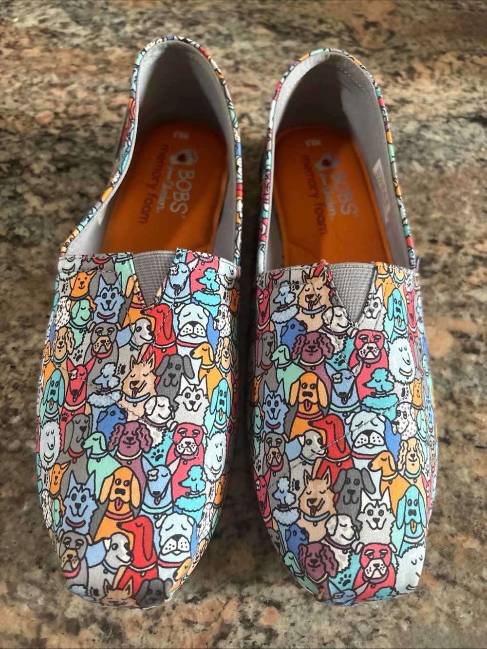 Sketchers Memory Foam Flats Sz 9.5 “Woof Party” Party Design